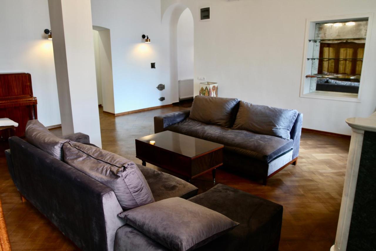 Pigeon Guest House Tbilisi Zewnętrze zdjęcie