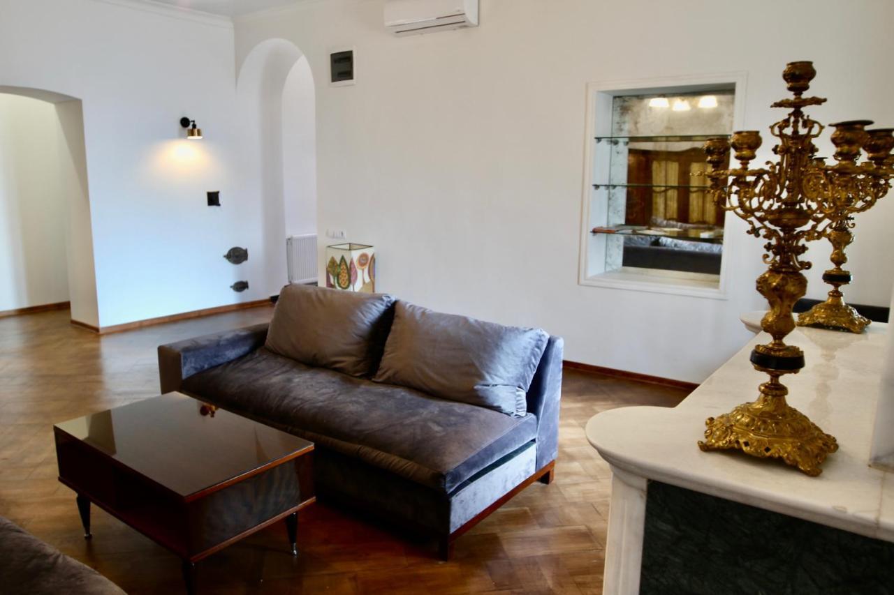 Pigeon Guest House Tbilisi Zewnętrze zdjęcie