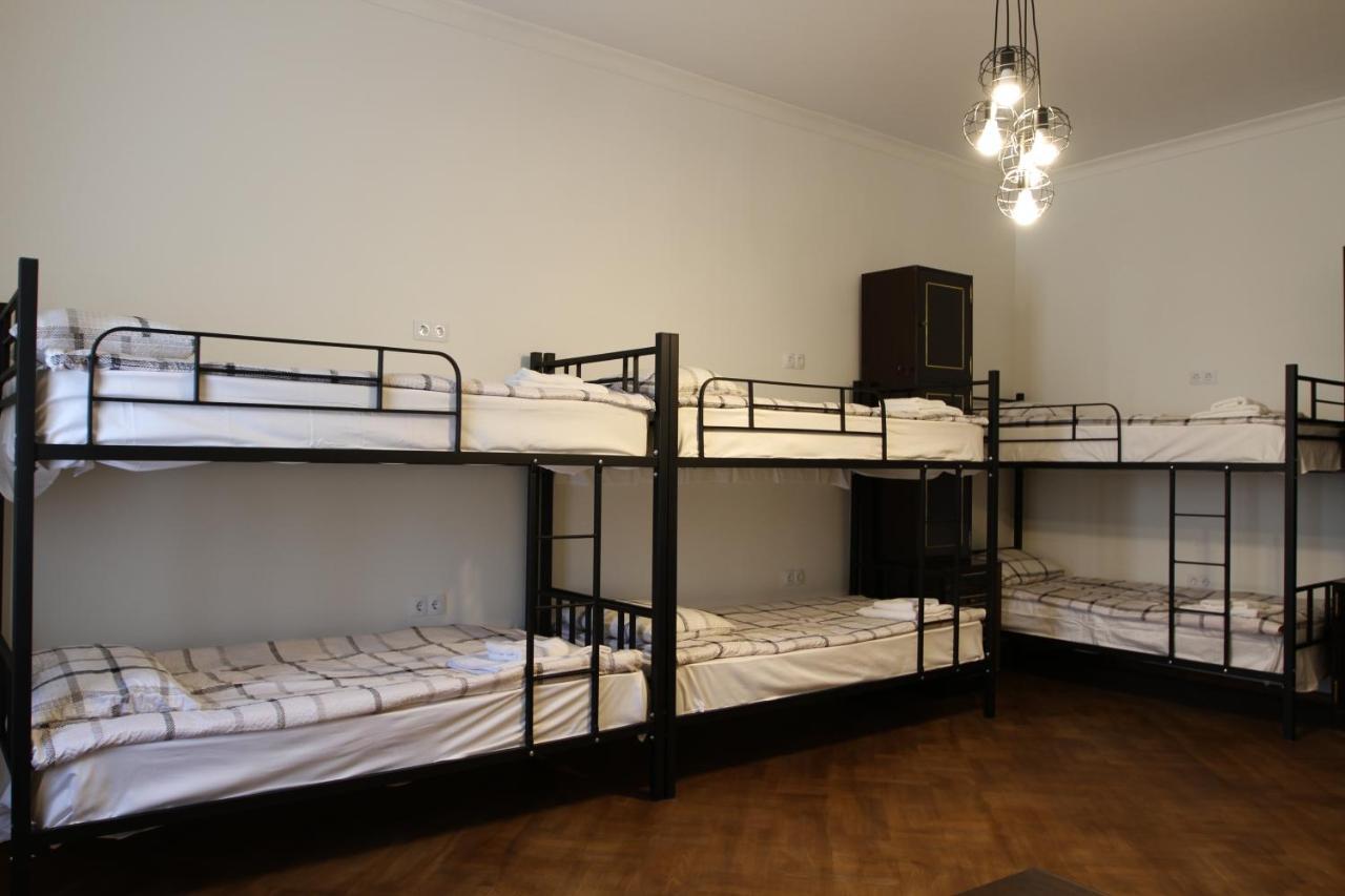 Pigeon Guest House Tbilisi Zewnętrze zdjęcie