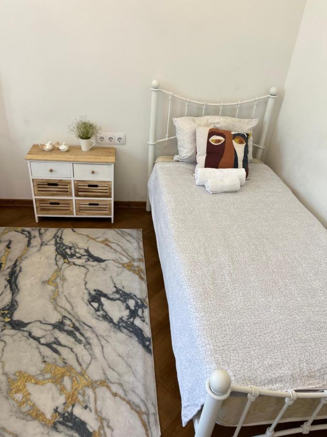 Pigeon Guest House Tbilisi Zewnętrze zdjęcie