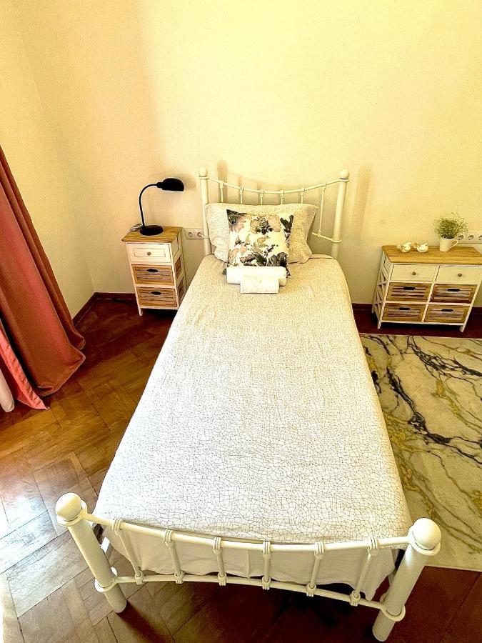 Pigeon Guest House Tbilisi Zewnętrze zdjęcie